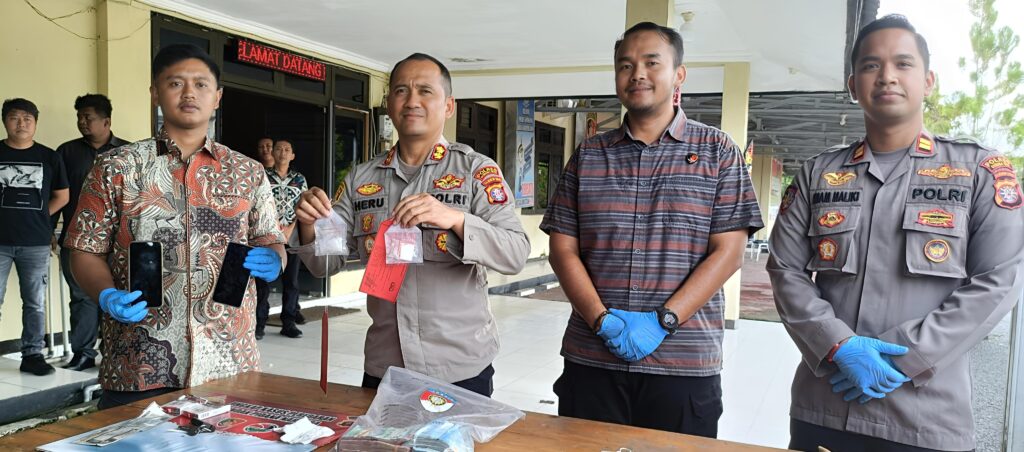 WhatsApp Image 2025-05-09 at 01.09.03