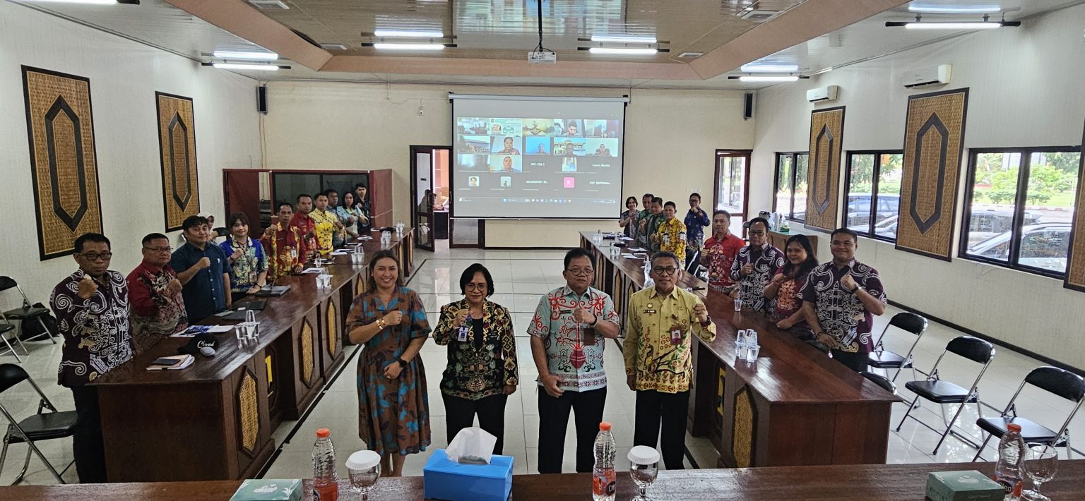 Saat pelaksanaan pembukaan kegiatan Inventarisasi, Verifikasi dan Validasi Kegiatan Perubahan Kawasan Hutan (P2KH)