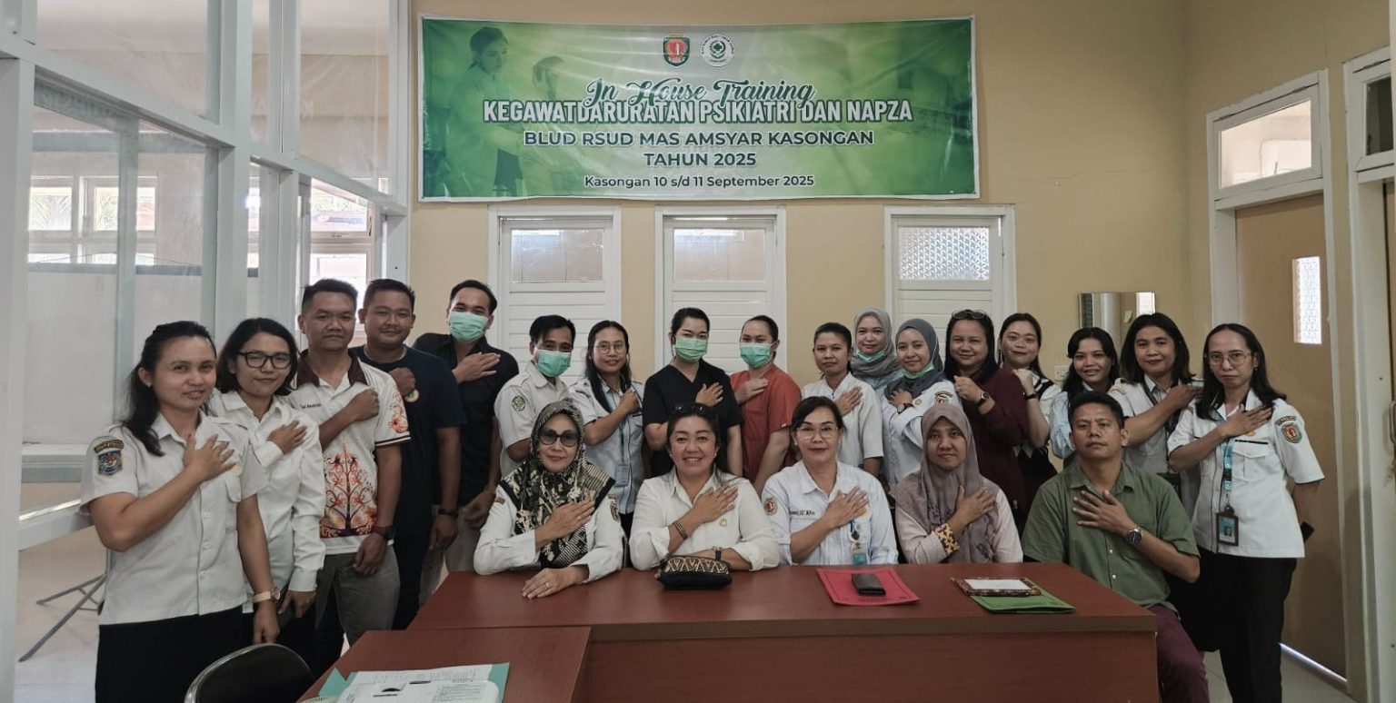 Direktur BLUD RSUD Mas Amsyar, dr. Agnes Nissa Paulina beserta Pejabat Struktural, Staf dan Nakes mengikuti In House Training Kegawatdaruratan Psikiatri dan Napza