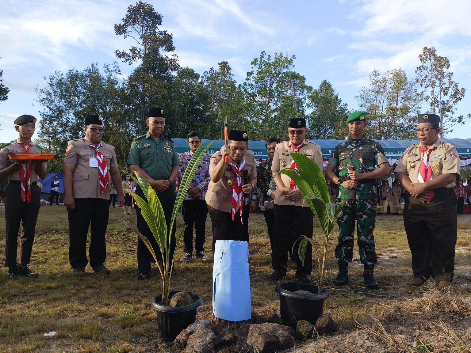 akil Bupati Katingan, Firdaus, secara resmi membuka kegiatan Kemah Besar Pramuka dan Jambore Cabang Gerakan Pramuka Kwartir Cabang Katingan.