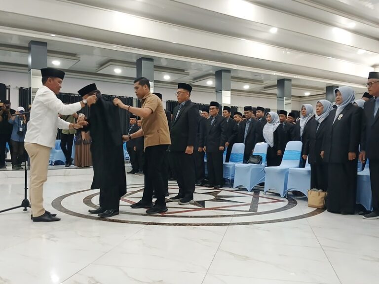 1611-Gubernur-Dewan-Hakim