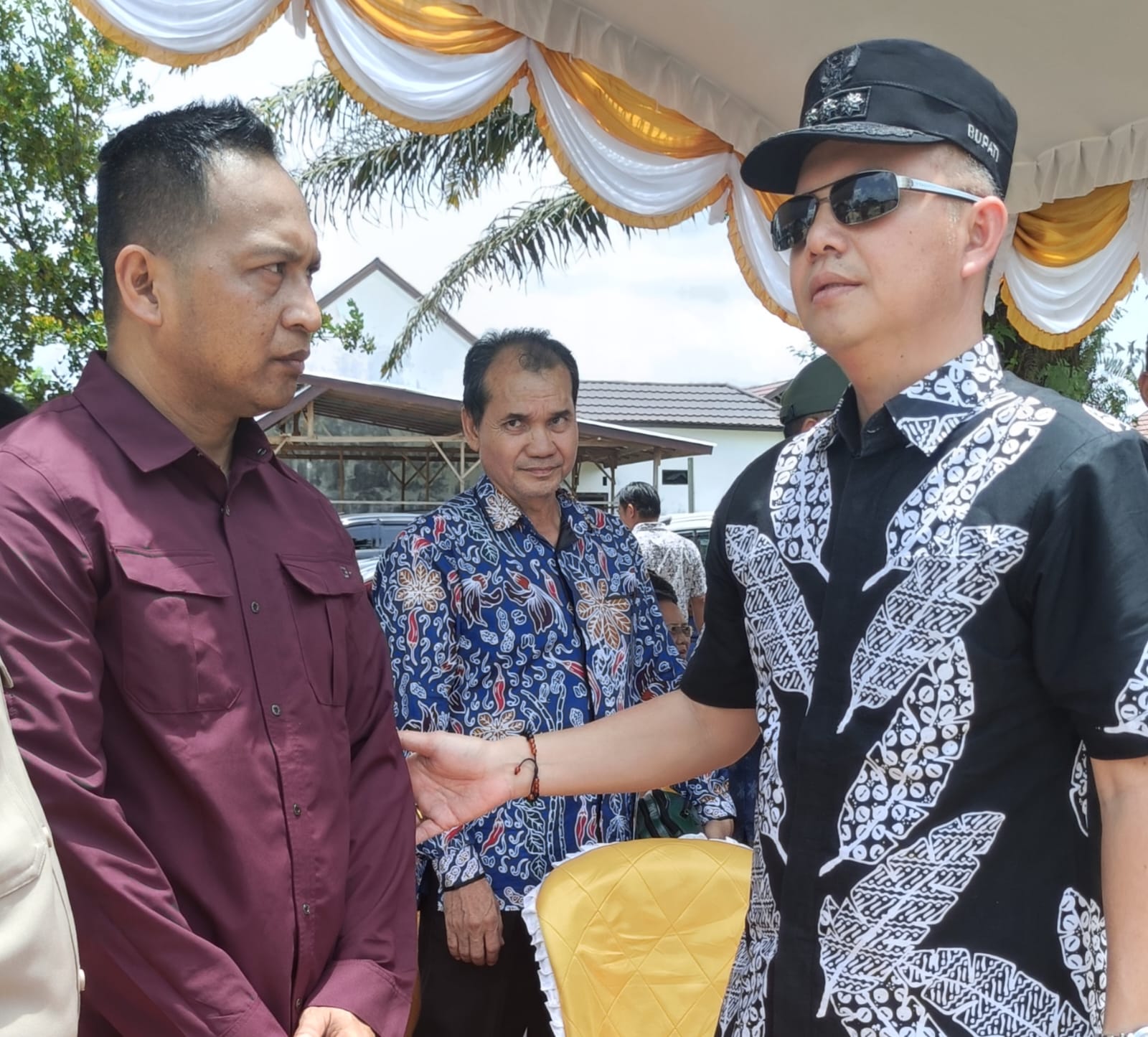 Bupati Jaya Angkat Bicara! Warga dan Pejabat Diperingatkan Bijak Bermedsos, Jangan Sampai Rusak Nama Daerah!